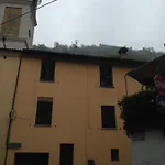 L' Albicocco