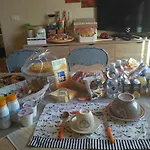 فندق مبيت وإفطار L' Albicocco غافي