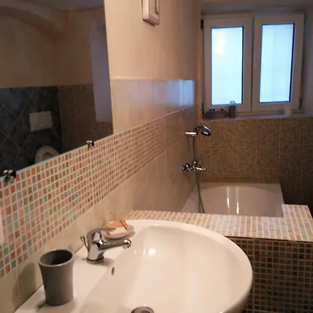 L' Albicocco Bed & Breakfast